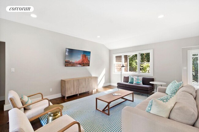 Photo - 25 Shadyrest Dr