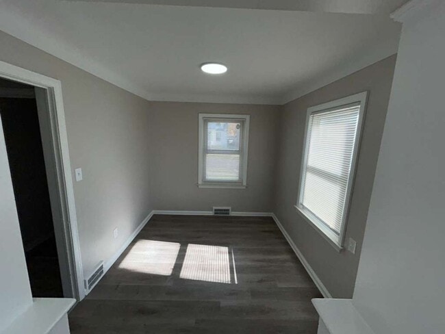 Photo - Fully Renovated 3 Bedroom Bungalow