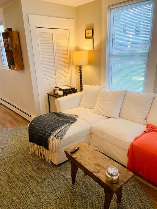 Building Photo - 32 Tufts St Unit 2 Rental
