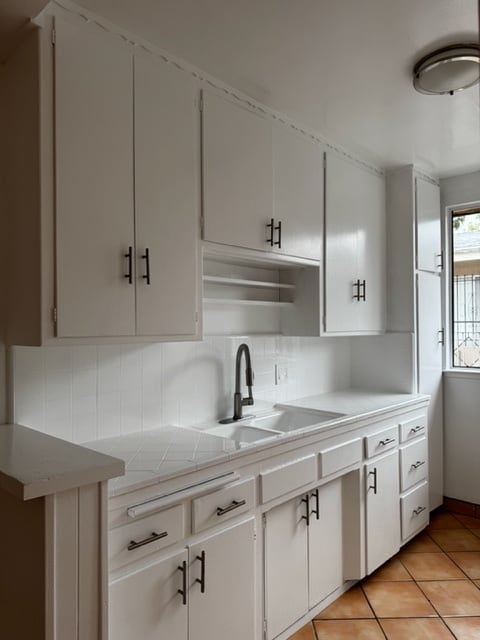 Photo - 625 N Hayworth Ave