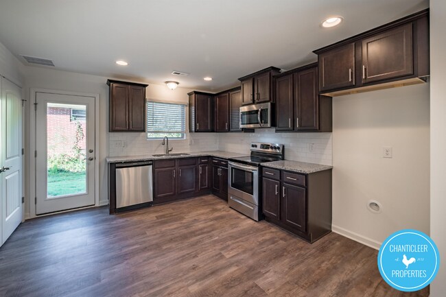 Photo - 1212 Haybrook Ln