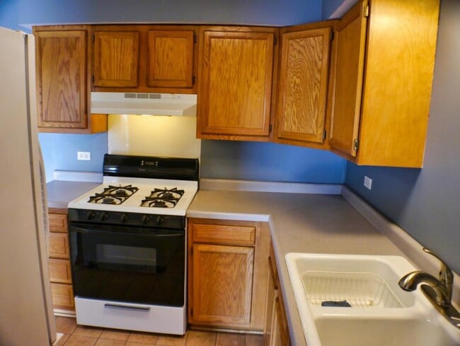 Photo - 4827 W 109th St