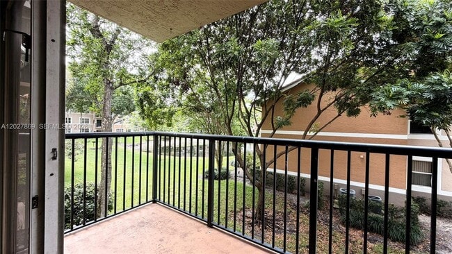 Photo - 8761 Wiles Rd