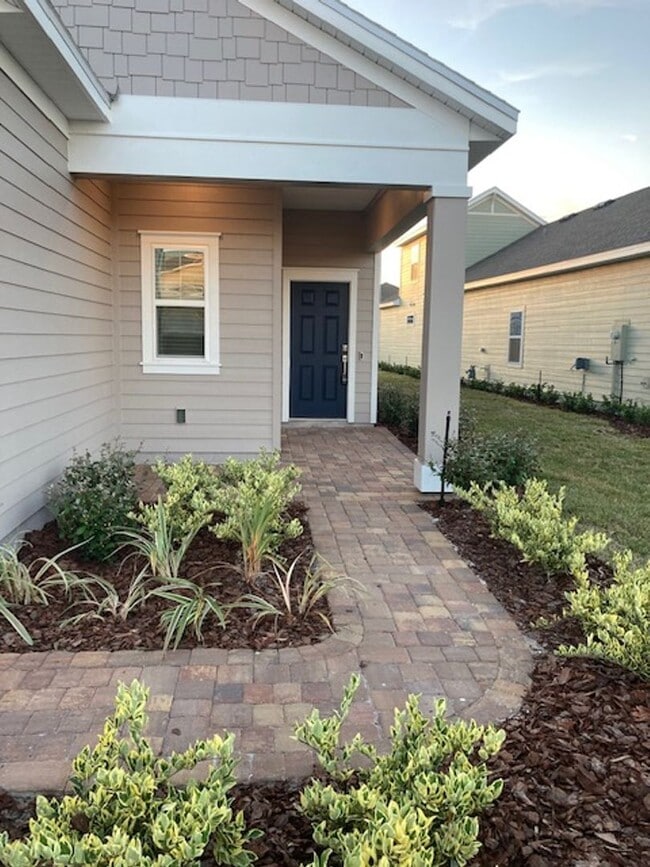 Photo - Stylish & Low-Maintenance Living in Oakleaf Community