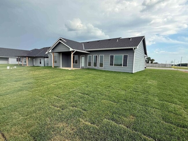 Photo - 5538 42nd St