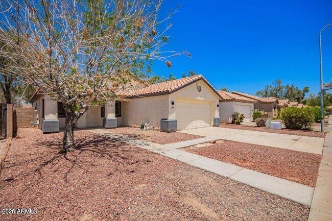 2014 N 84th Ln