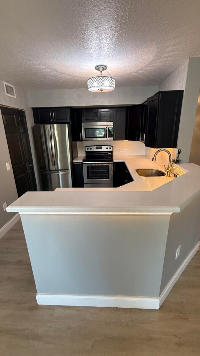 Photo - 208 Villa Cir