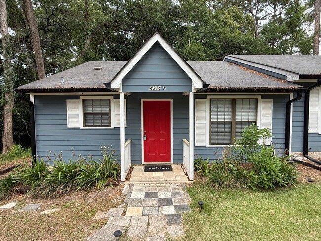 Building Photo - Brewster Estates Unit A