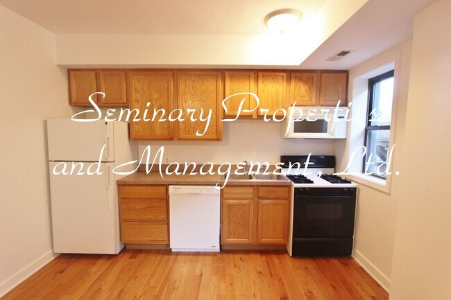 Photo - Great apartments in the heart of Uptown, o...