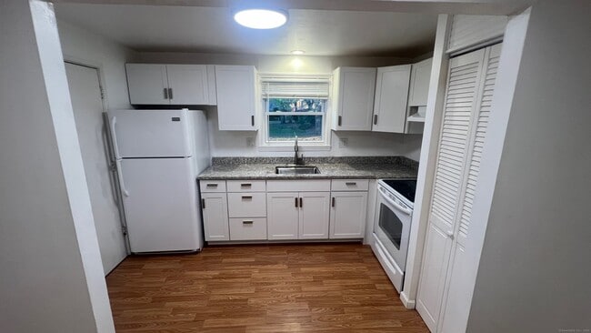 Photo - 14 Colonial Dr Unit APT A