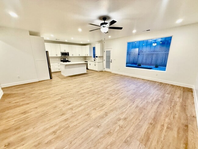 Photo - Three Bedroom Home in Desert Canyons