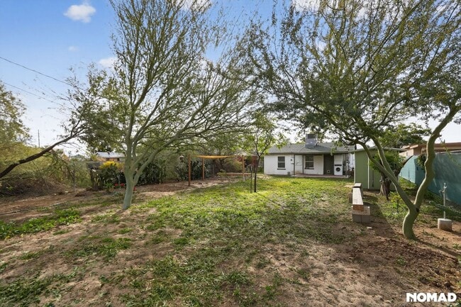 Photo - 1714 E Madison St