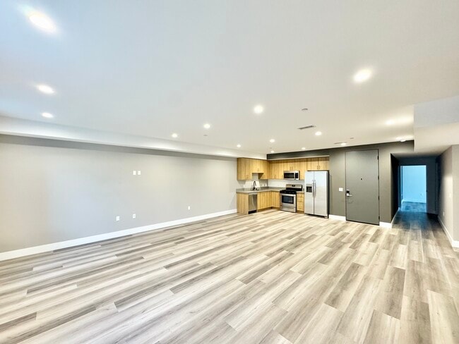 Building Photo - 11155 Huston St Unit 204 Rental