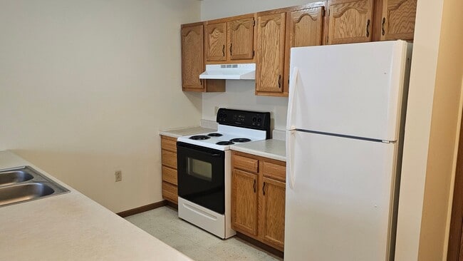 Photo - 571 MacCorkle Ave SW Unit 116