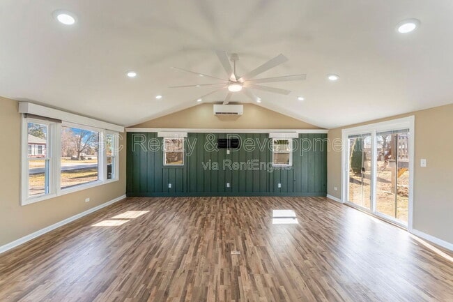 Photo - 72 Clover Dr