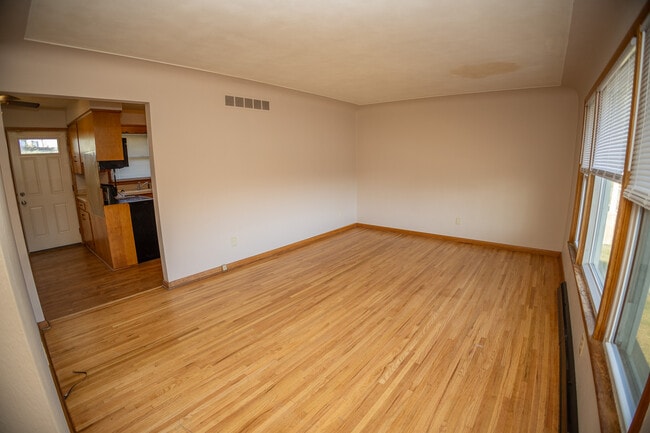 Photo - 710 Jackson St