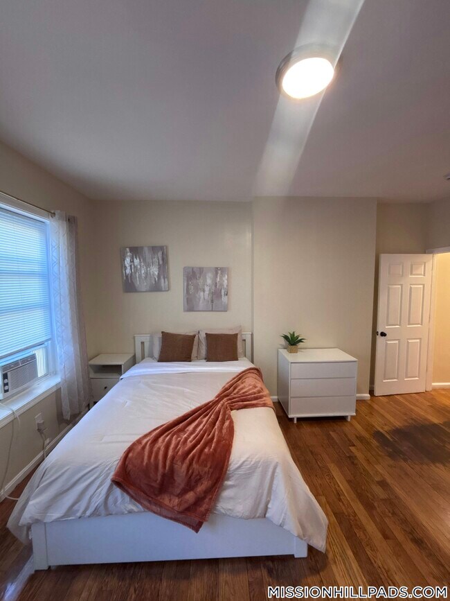 Photo - 252 Warren St Unit 3