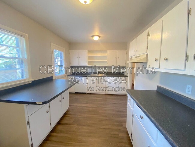 Photo - 1729 Dorrie Ln