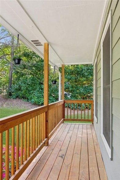 Photo - 355 Cross Creek Pl