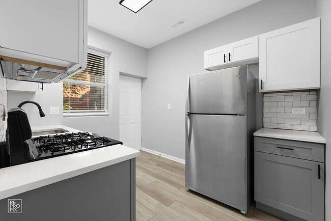4750 S Calumet