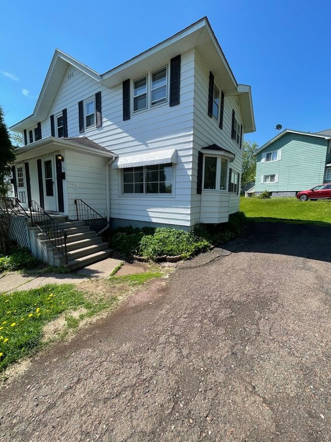 Building Photo - 104-104 Morley Pkwy Unit 104