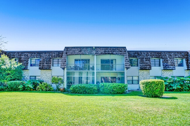 Building Photo - 3109 Oakland Shores Dr Unit G110
