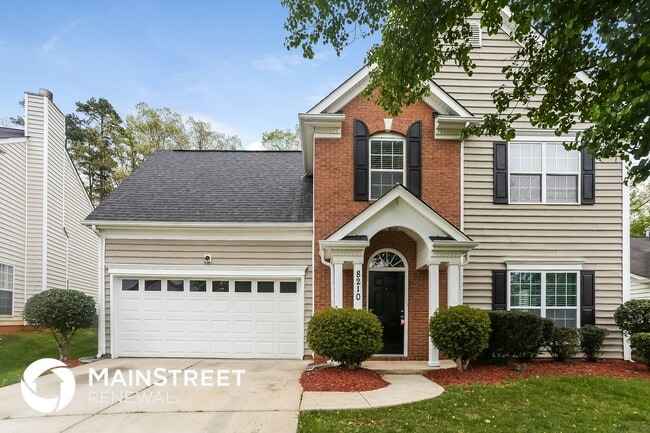 Building Photo - 8210 Chatham Oaks Dr