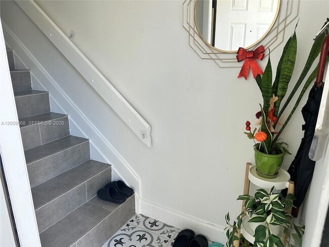 Photo - 10807 NW 8th St Unidad 7U6