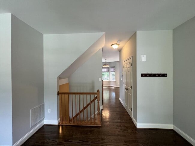 Photo - 3507 Spring Rd