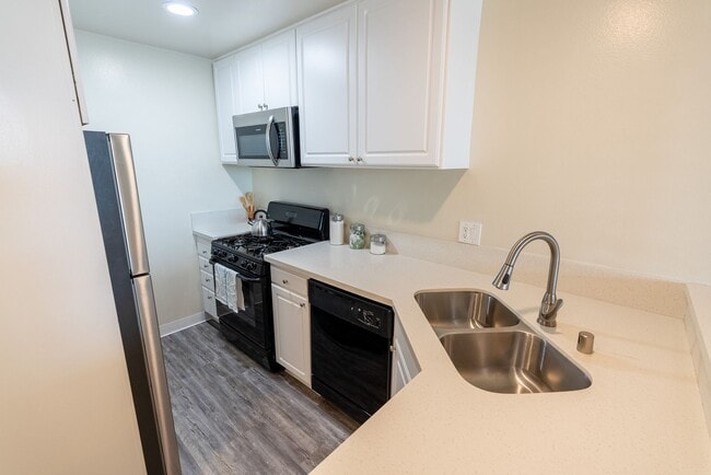 Photo - 4200 S Harbor Blvd