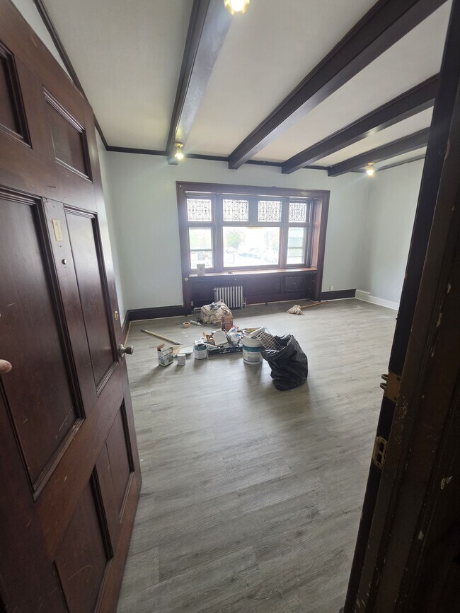 Photo - 325 Roseville Ave Unit 1