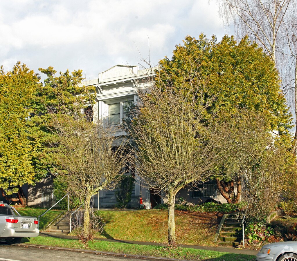 Photo - 4124 Fremont Ave N