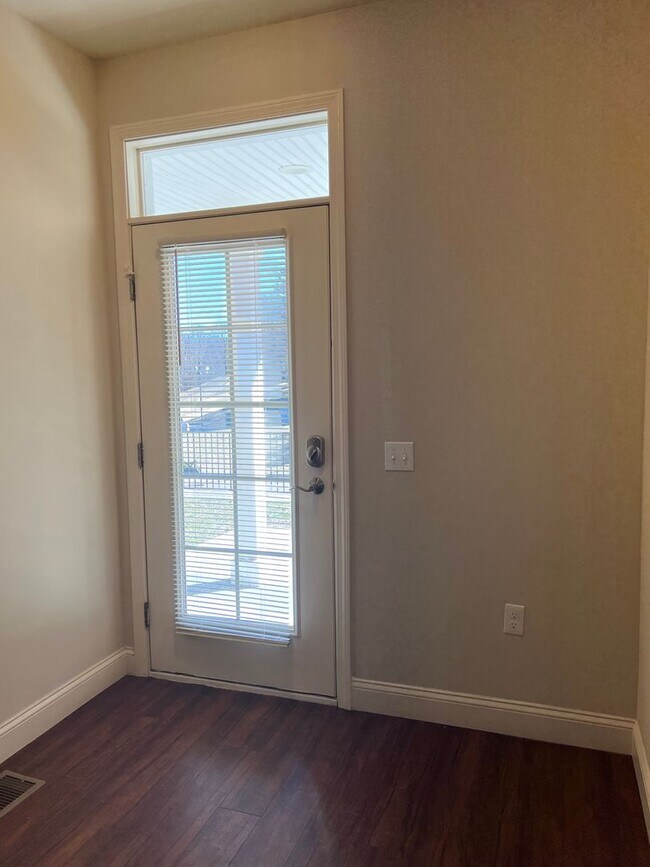 Photo - 107 Bayberry Cir Unidad 101