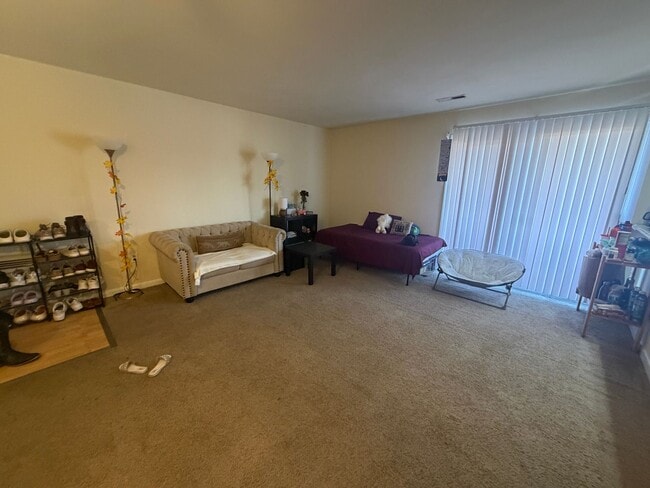 Photo - Claytor Square Condo | Ideal Student Living Near VT