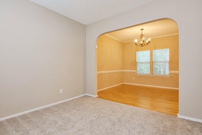 Photo - 5609 Enoree Ln