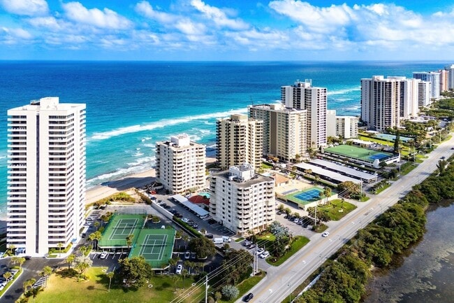 Building Photo - 5480 N Ocean Dr Unit A1C