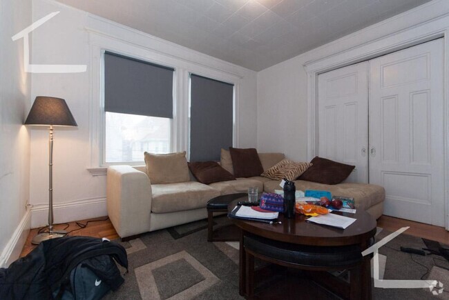 Building Photo - 4 Ashford St Rental