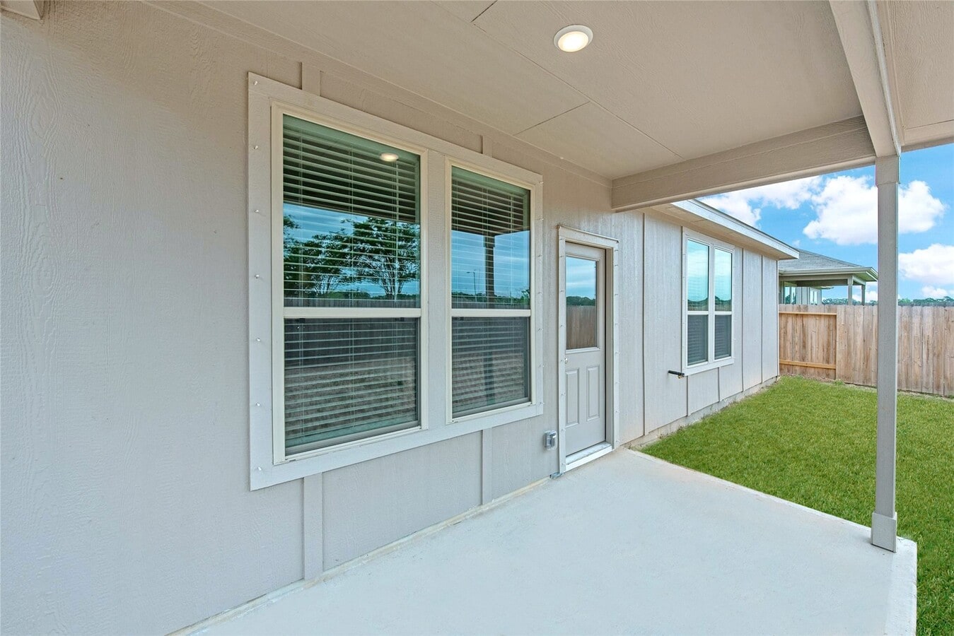 Photo - 332 Appaloosa Dr