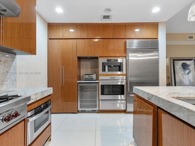 9705 Collins Ave Unit 1804N