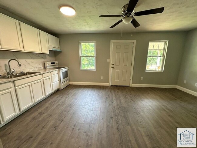Photo - 1110 Drewry Rd