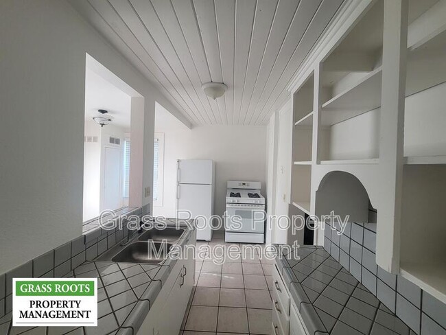 Photo - 311 N Church St