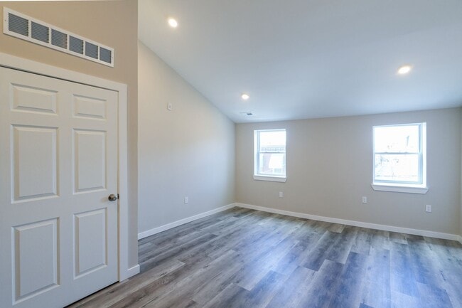 Photo - 1335 S 8th St Unidad 3rd Fl