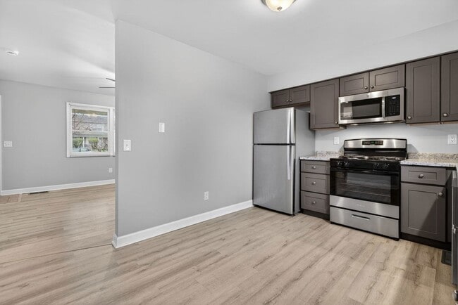 Photo - 115 Colonial Pkwy