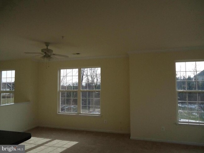 Photo - 43920 Hickory Corner Terrace