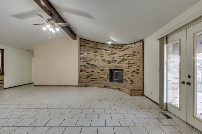 Photo - 2013 Tanglewood Dr