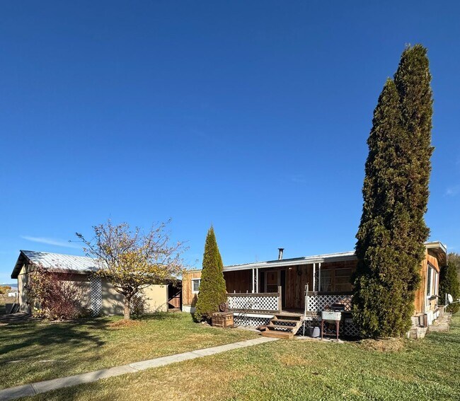 Photo - Spacious Pet-Friendly Rental on 3 Acres — Perfect for Horse Owners!