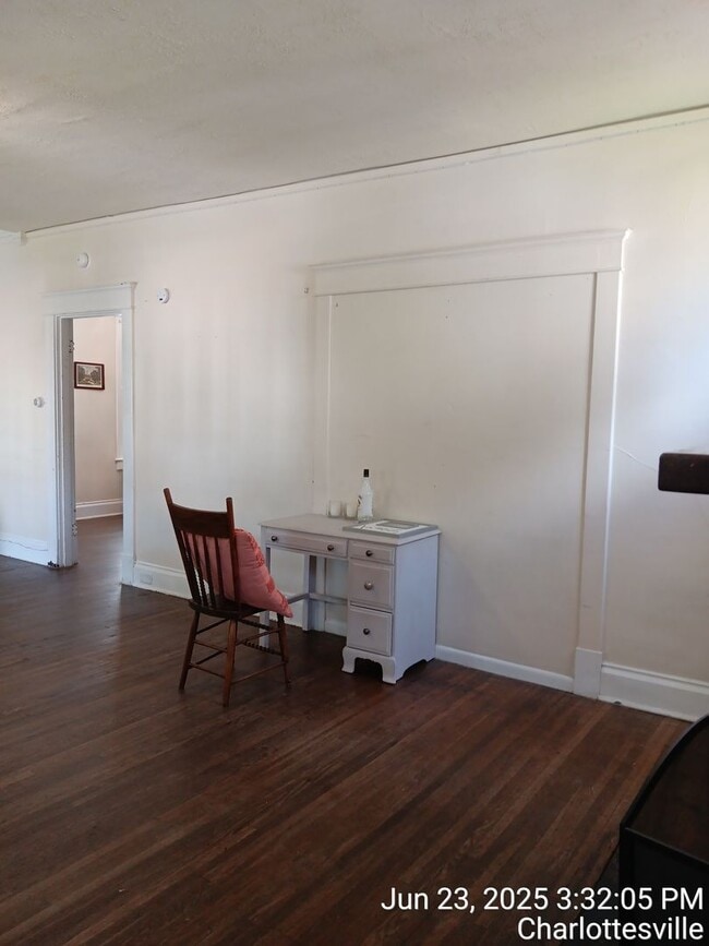 Photo - 463 14th St NW