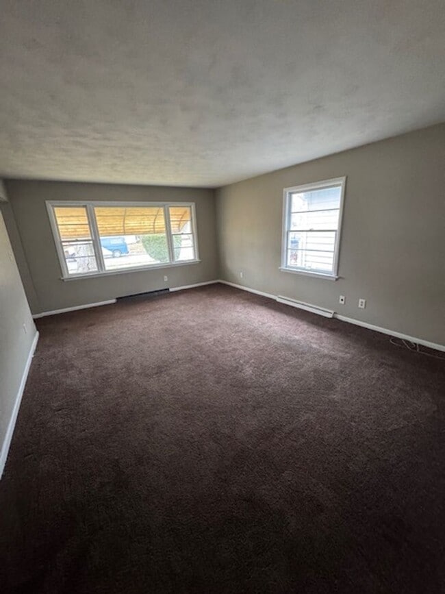 Photo - 3125 Abbott St