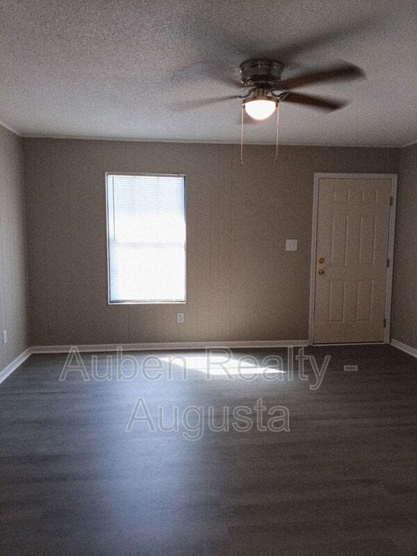 Photo - 1730 Hicks St