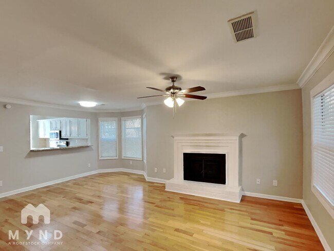 Photo - 5210 Laurel Bridge Dr SE